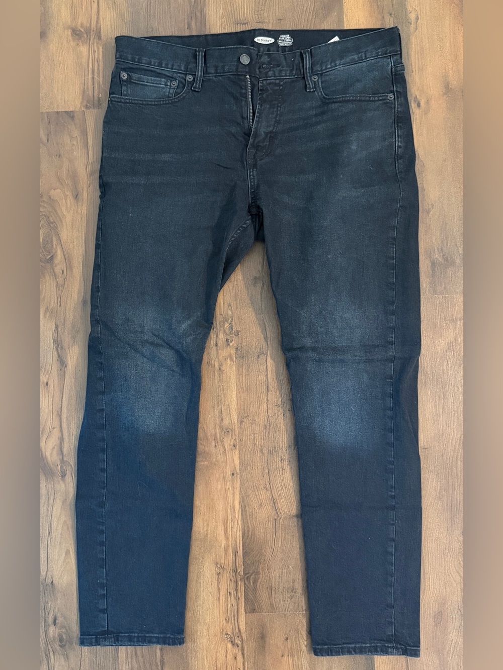 Old Navy Men's Relaxed Slim Taper Jeans
